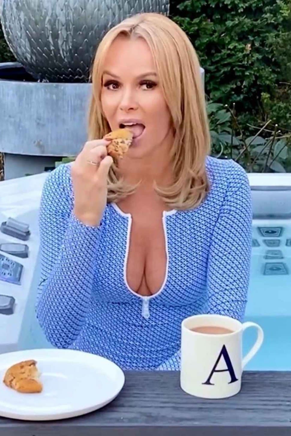 Amanda holden,1. ) classic Amanda pics to jerk to ??