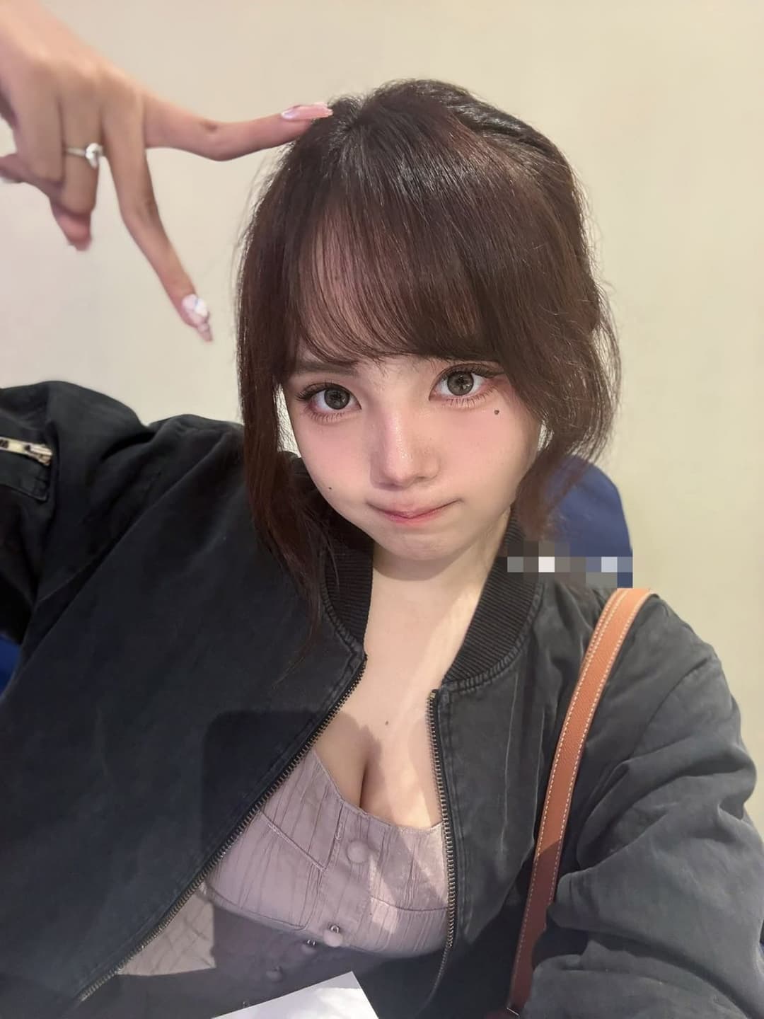 Pinay Cosplayer malibog nag finger ng kiffay