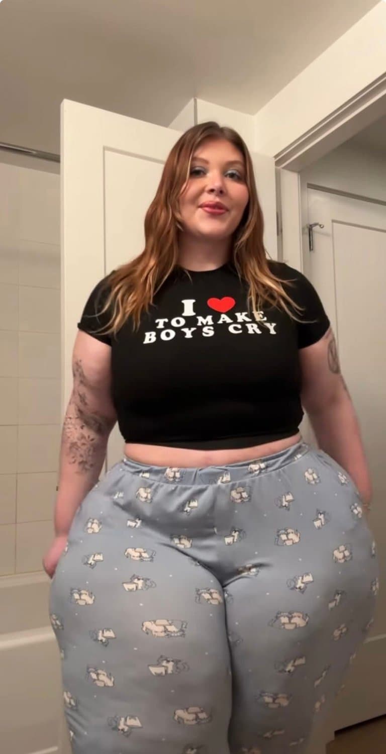 Click to view full size MASSIVE HUGE ASS SSBBW