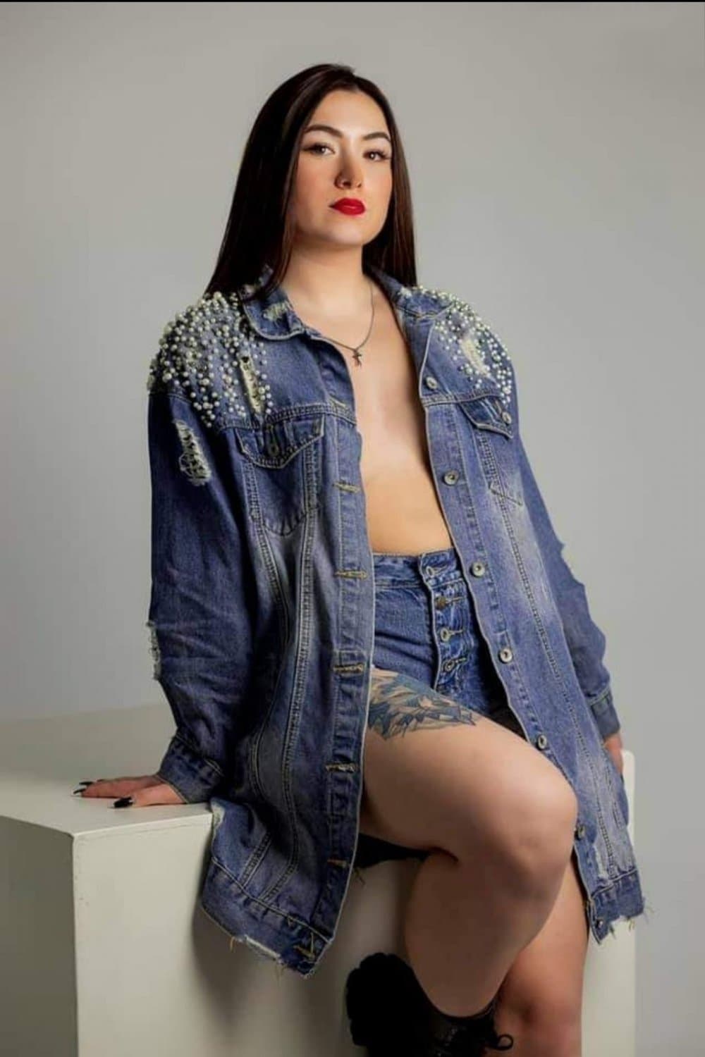 His french gf Megane has such a fuckable cumface