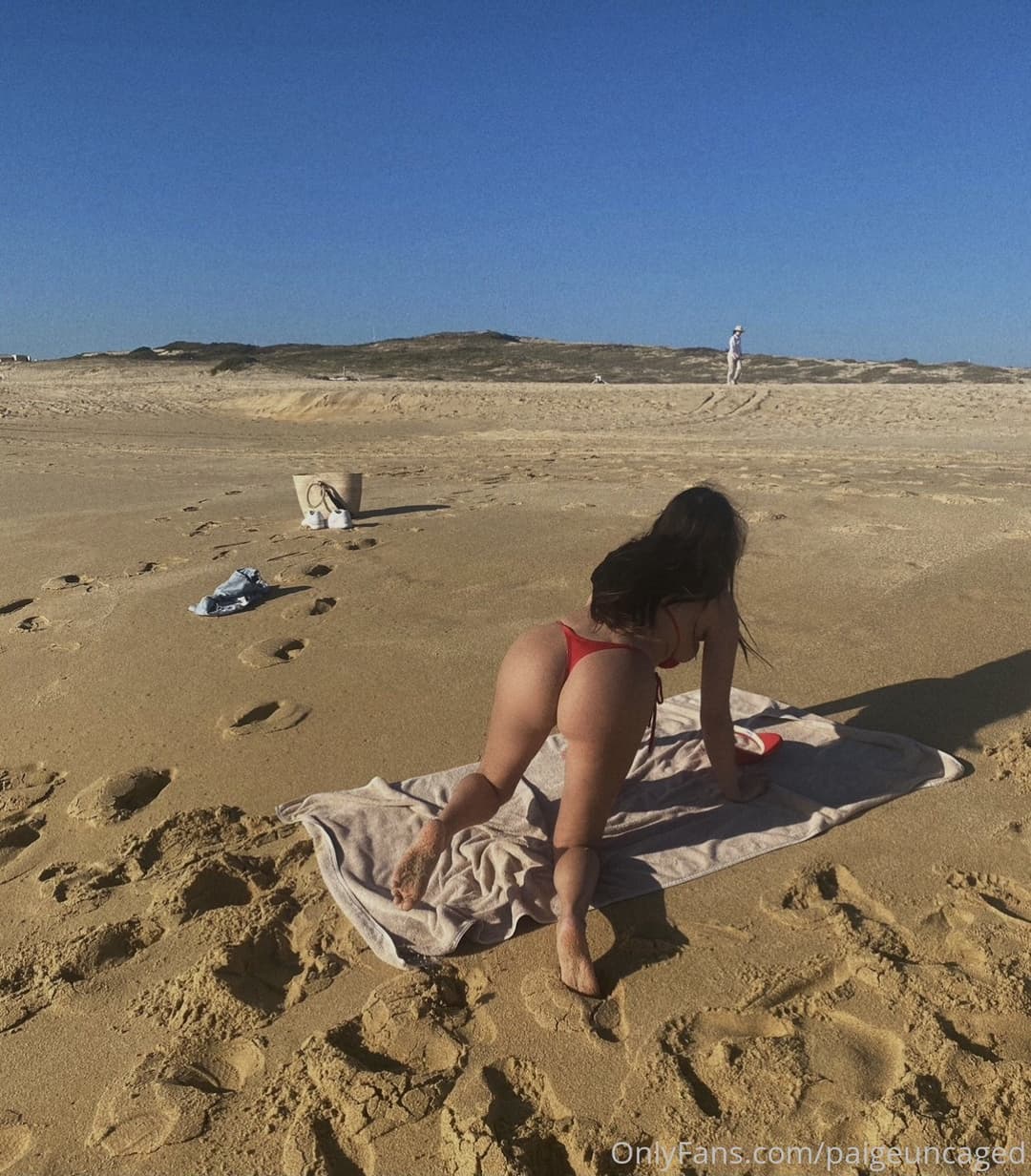 BIG TITS WOMAN CONTENT LEAKED DOWNLOAD ON PROFILE