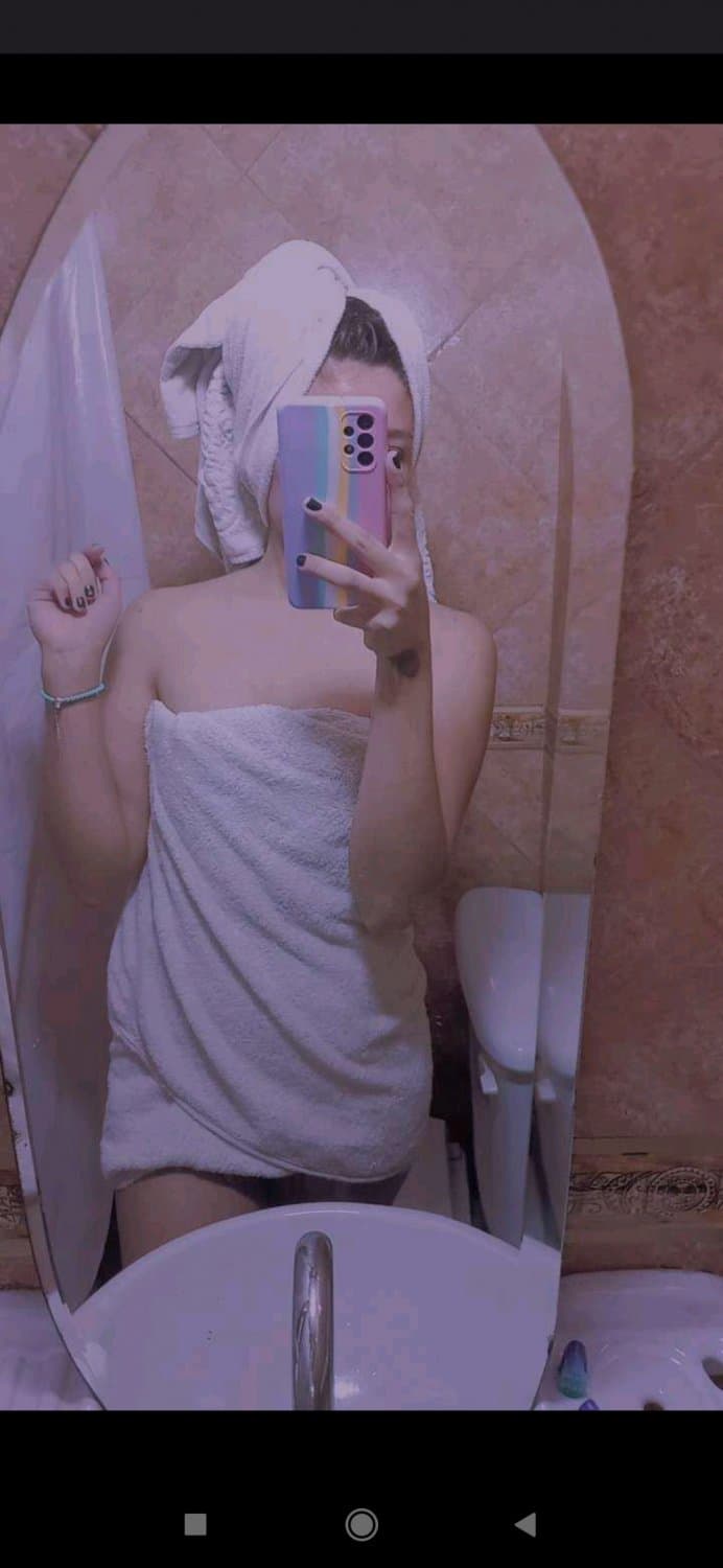 Click to view full size Yulsss salteña me manda su pack por litmatch | He sends me his pack through an app