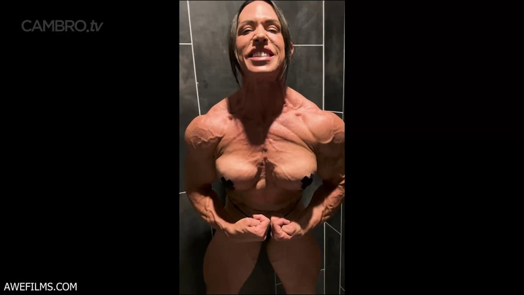 Mrs Priami naked bodybuilding show, an outrageous exhibition of hypertrophic muscles & veins