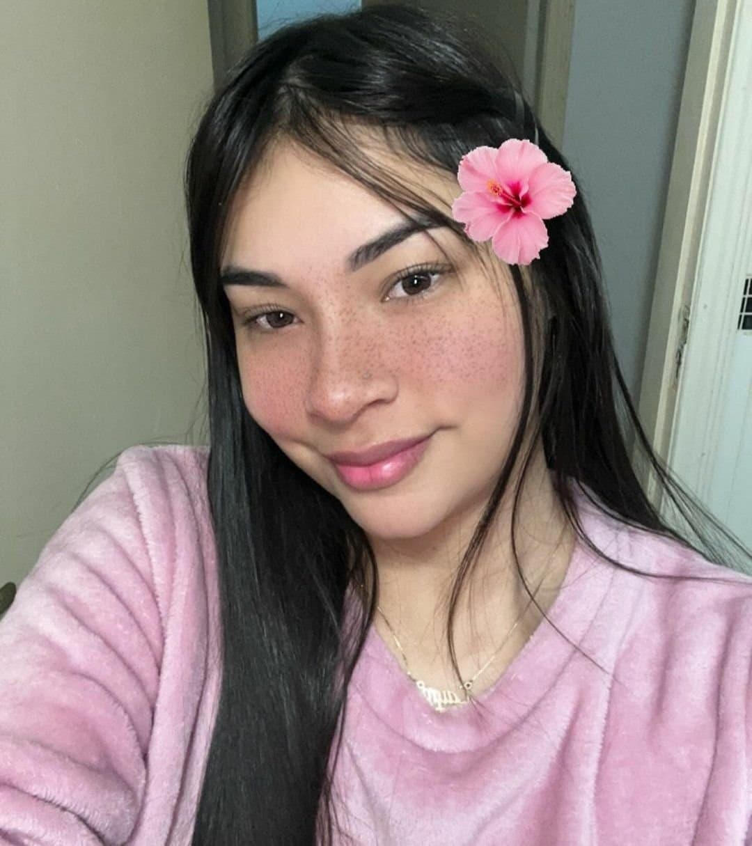 Novinha Laura silva india gostosa de Dourados vídeos dela no anal na pasta Laura beatriz nosso grupo