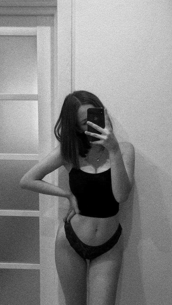 Shy algerian IRL whorthy of your cum