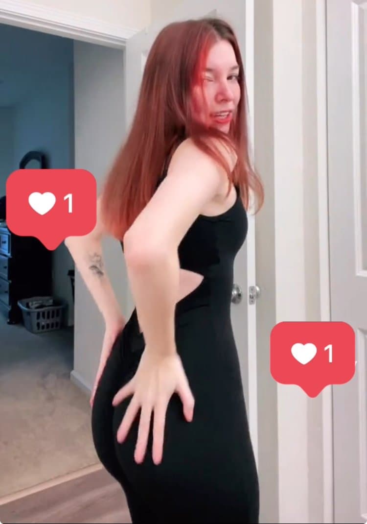 Twitch streamer FAKE porn - delicious ass and fake nudes