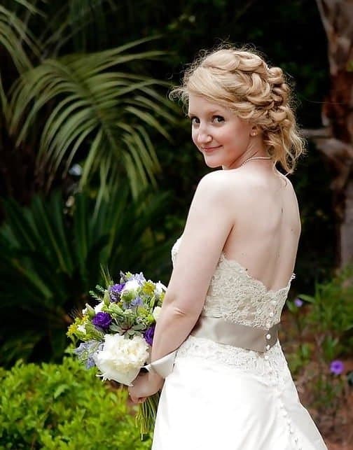 Melanie, a wife cum slut showing her cunt