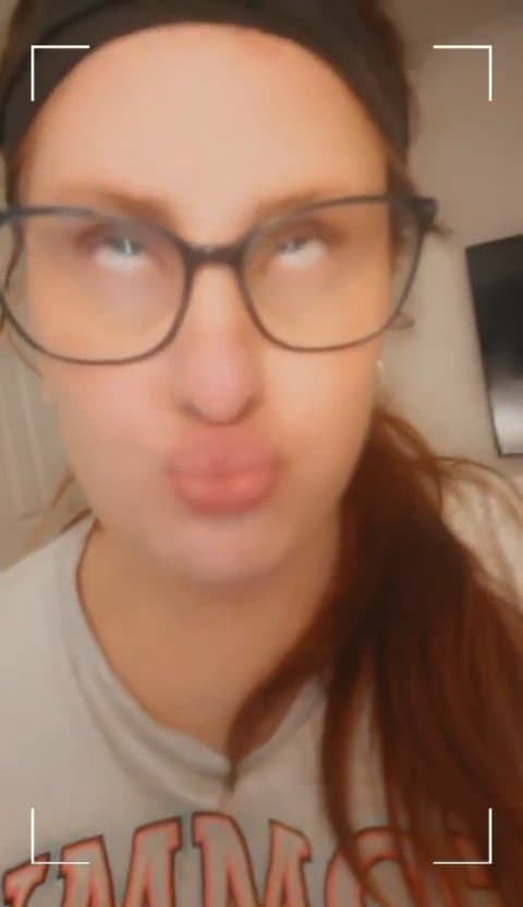 Pathetic fat ugly piss pig will do anything for a hit and I mean anything and everything