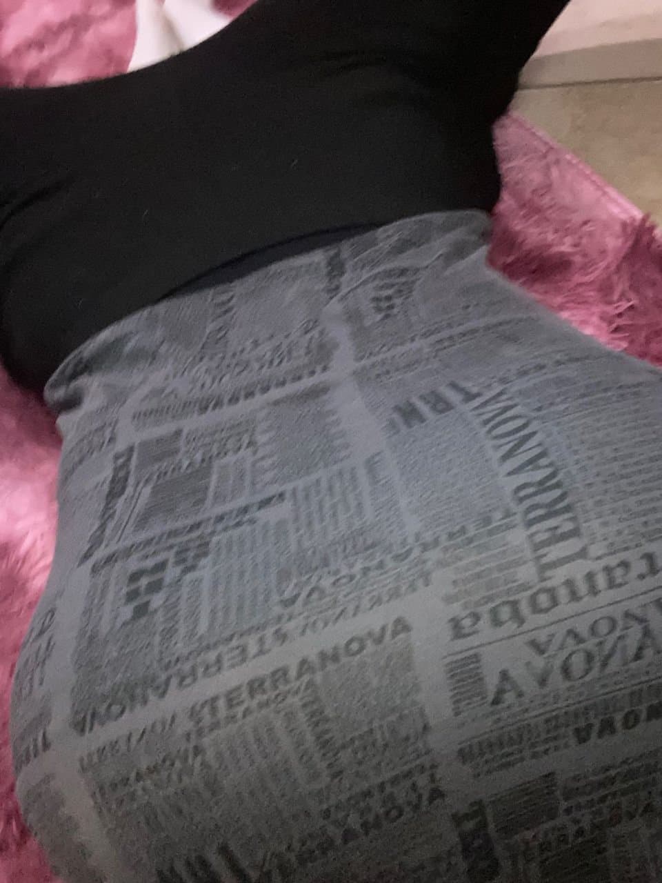 Italian woman who can eat semen and ejaculate inside the vagina....If you want a face photo, just te