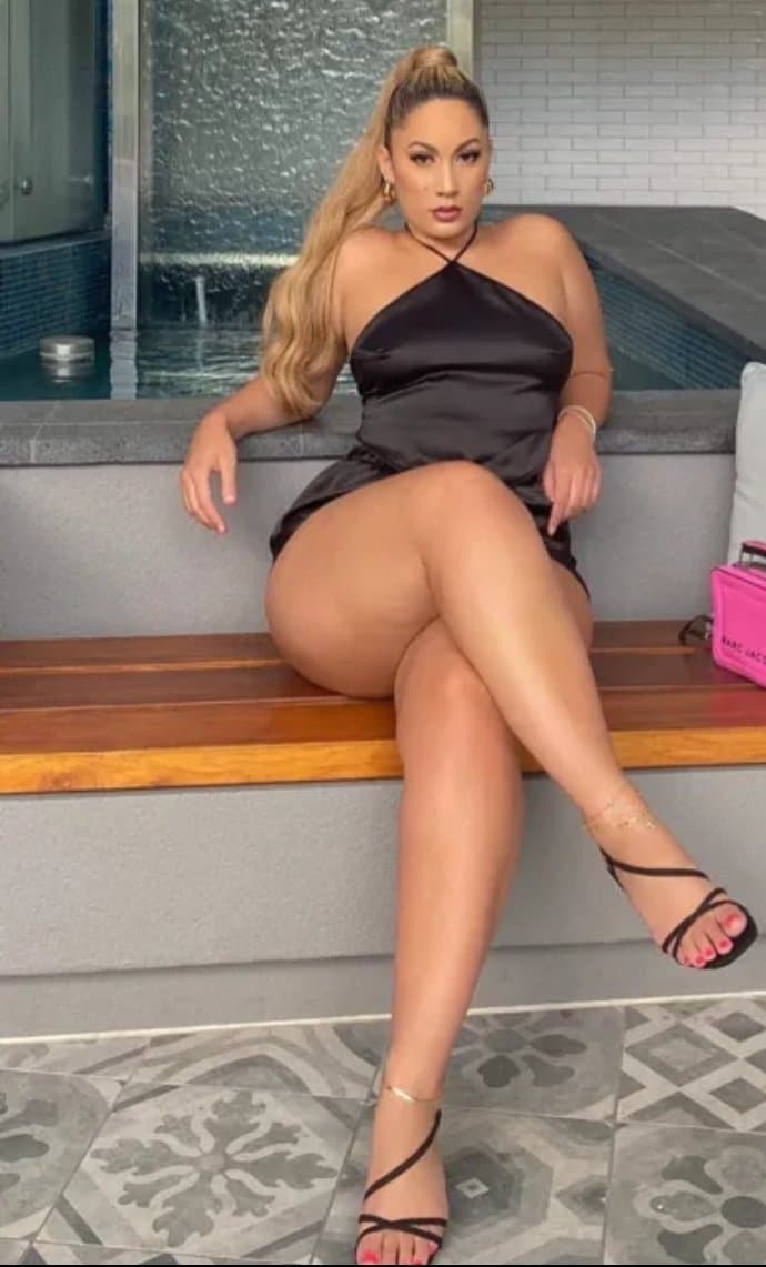 Click to view full size She goes by the name of Lollie on snap chat does anyone have anything of her? Thick Amazon Latina