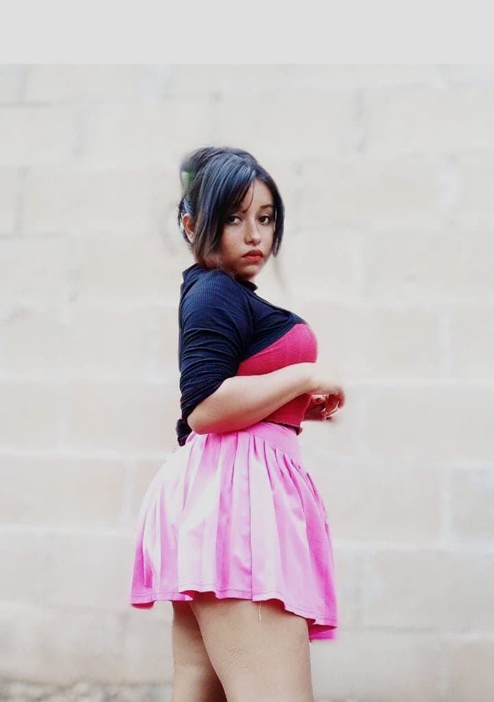 MEXICANA NALGONA, los que compartan les enviare su nombre y sus redes en mensaje???