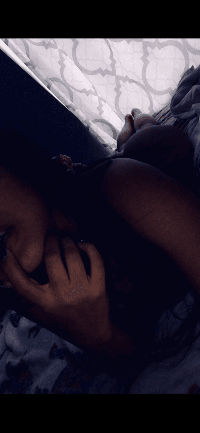 Petite/small booty little village Chicago milf ??‍?