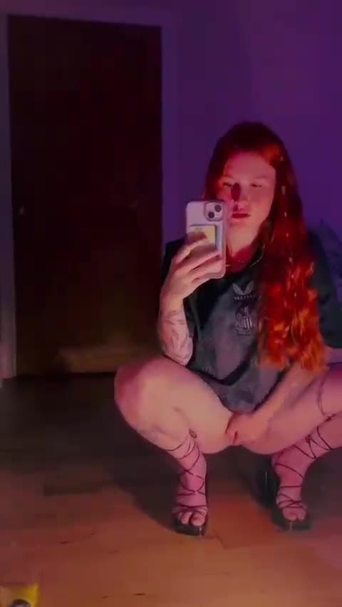 Random Selection from her 250+ file MEGA. check last post to get the mega.  erome.com/a/iMuaNBWu