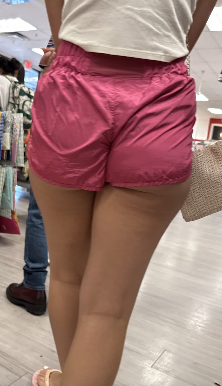 College blonde wedgie ass out and about