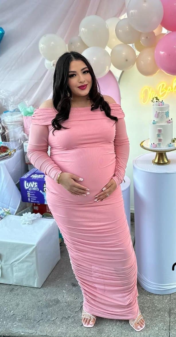 Who has Isela resendiz? There has to be one here that smashed (Chicago)