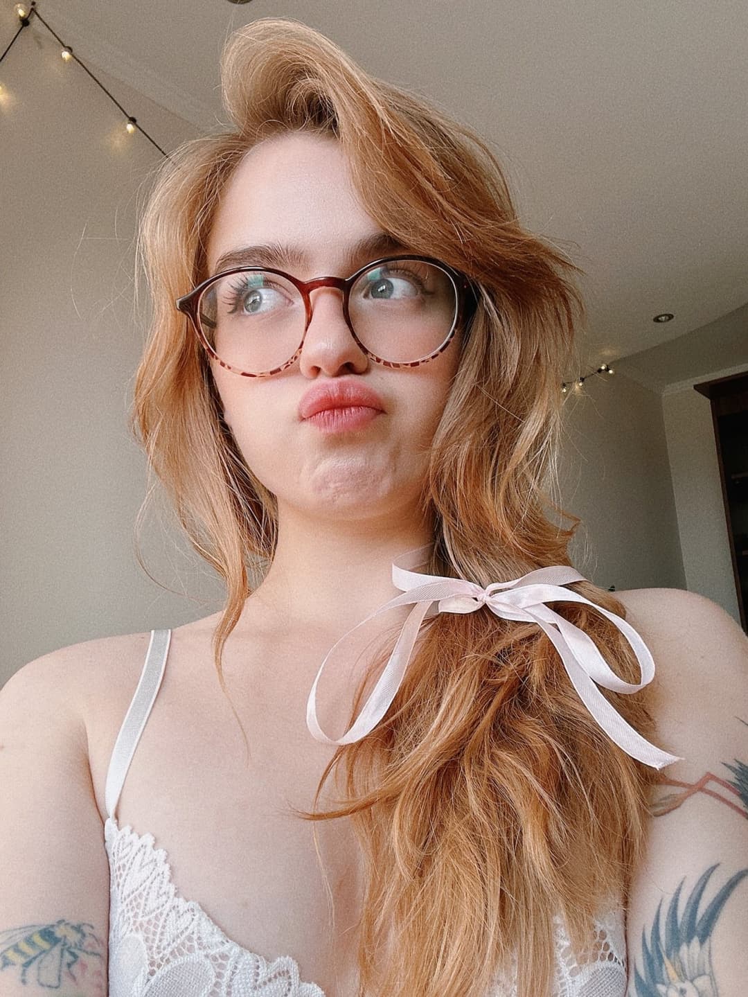 Young sexy girl Cora ❤️