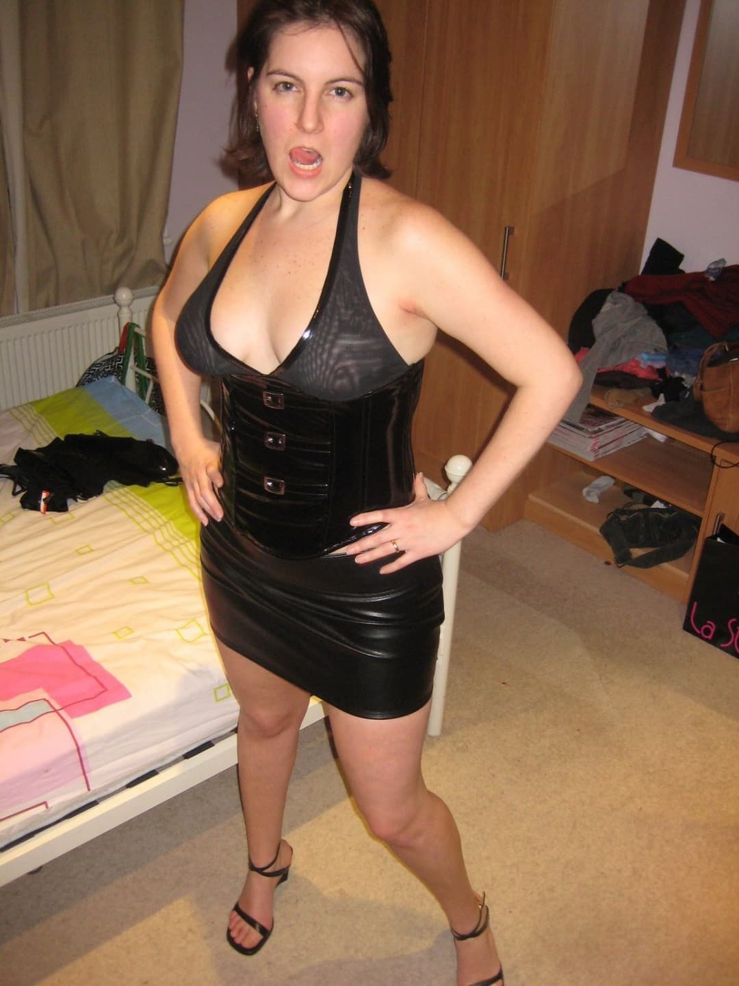 Who is this gorgeous UK lass?