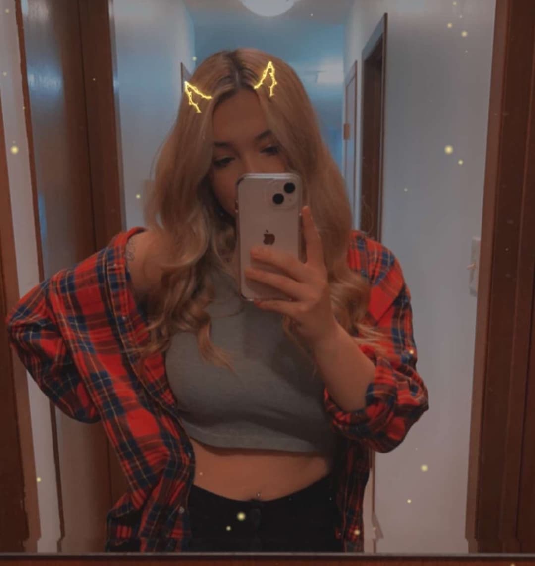 Bully this sluts bitch brother on discord: johnnytesties519   Really bully him meaner the better