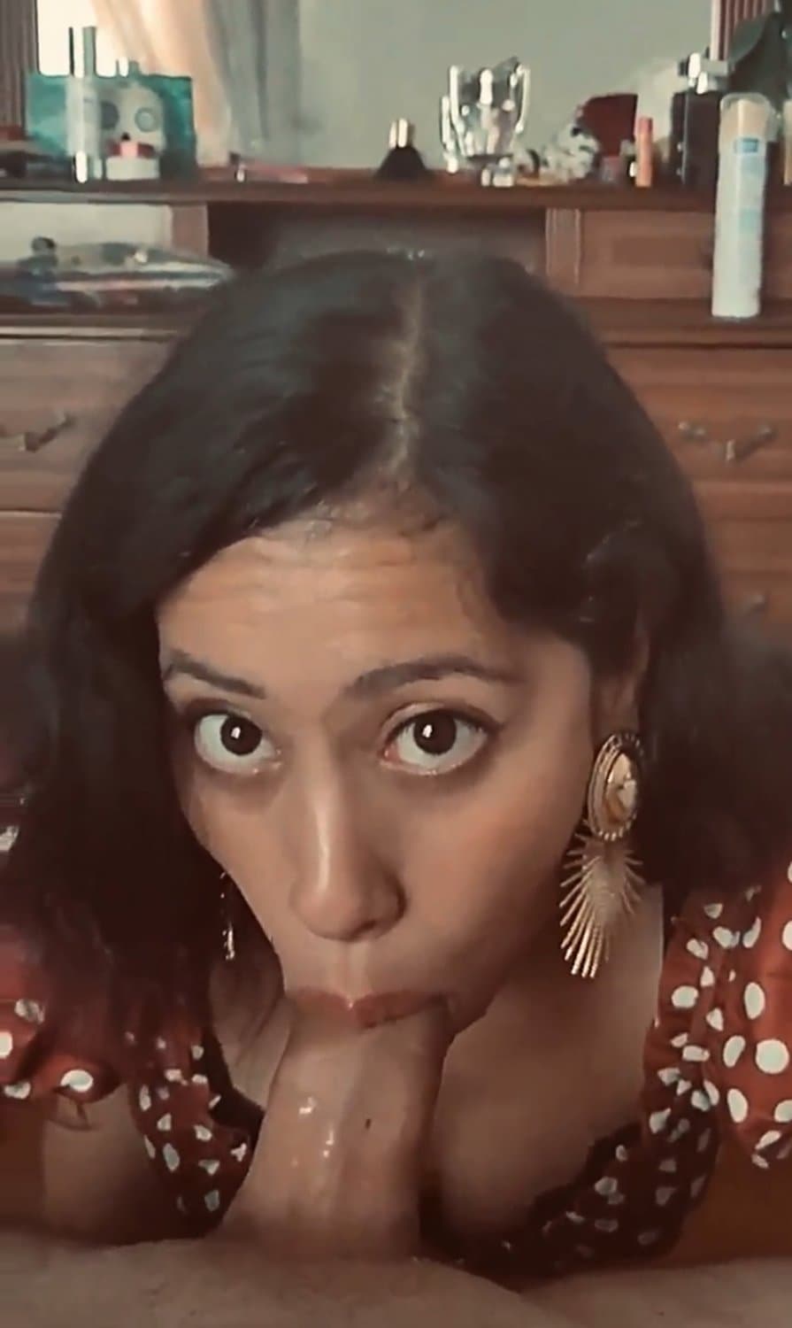 Indian SLUT wife Priyanka drains a cock for her work bonus