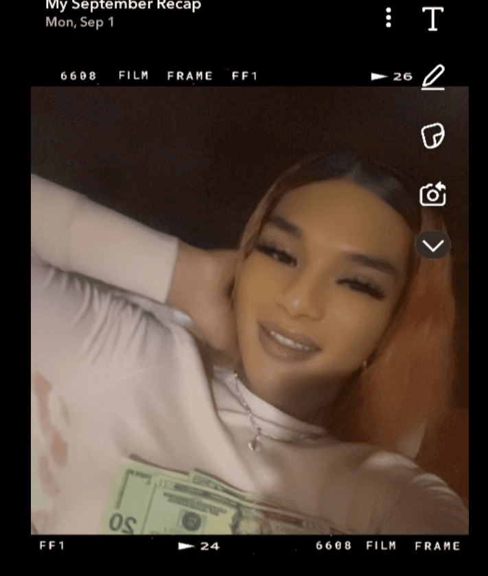 100% real creamy lightskin sister gave her bf headn recorded plus creamy backshots. Found in phone