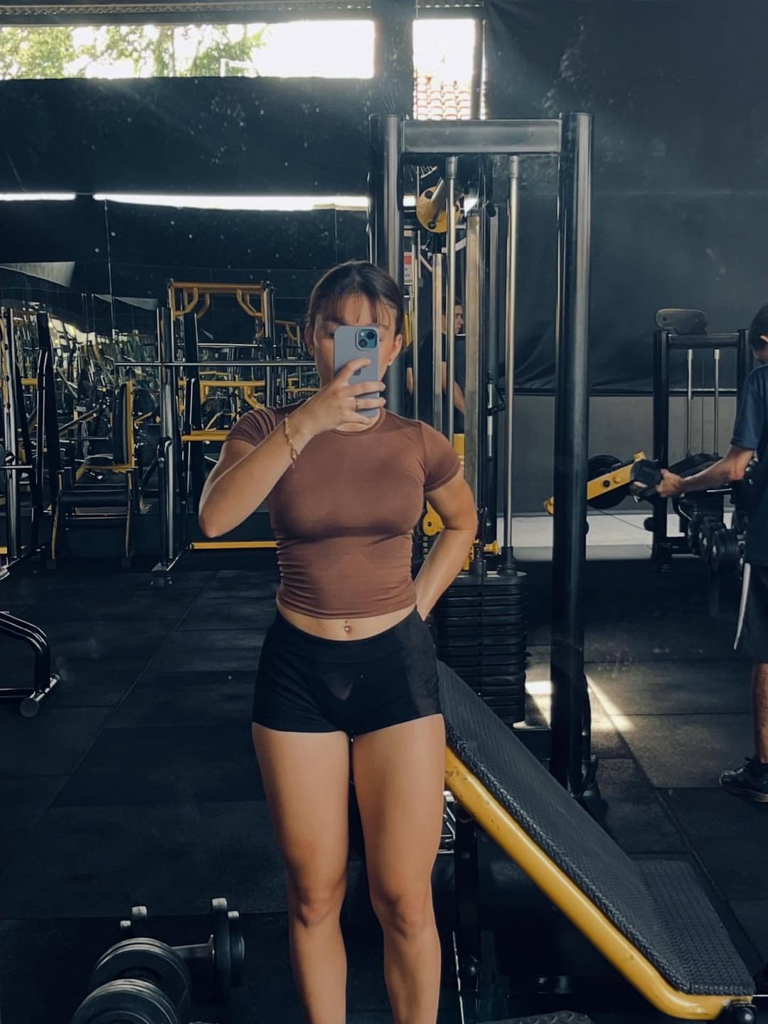 Moreninha da bunda perfeita