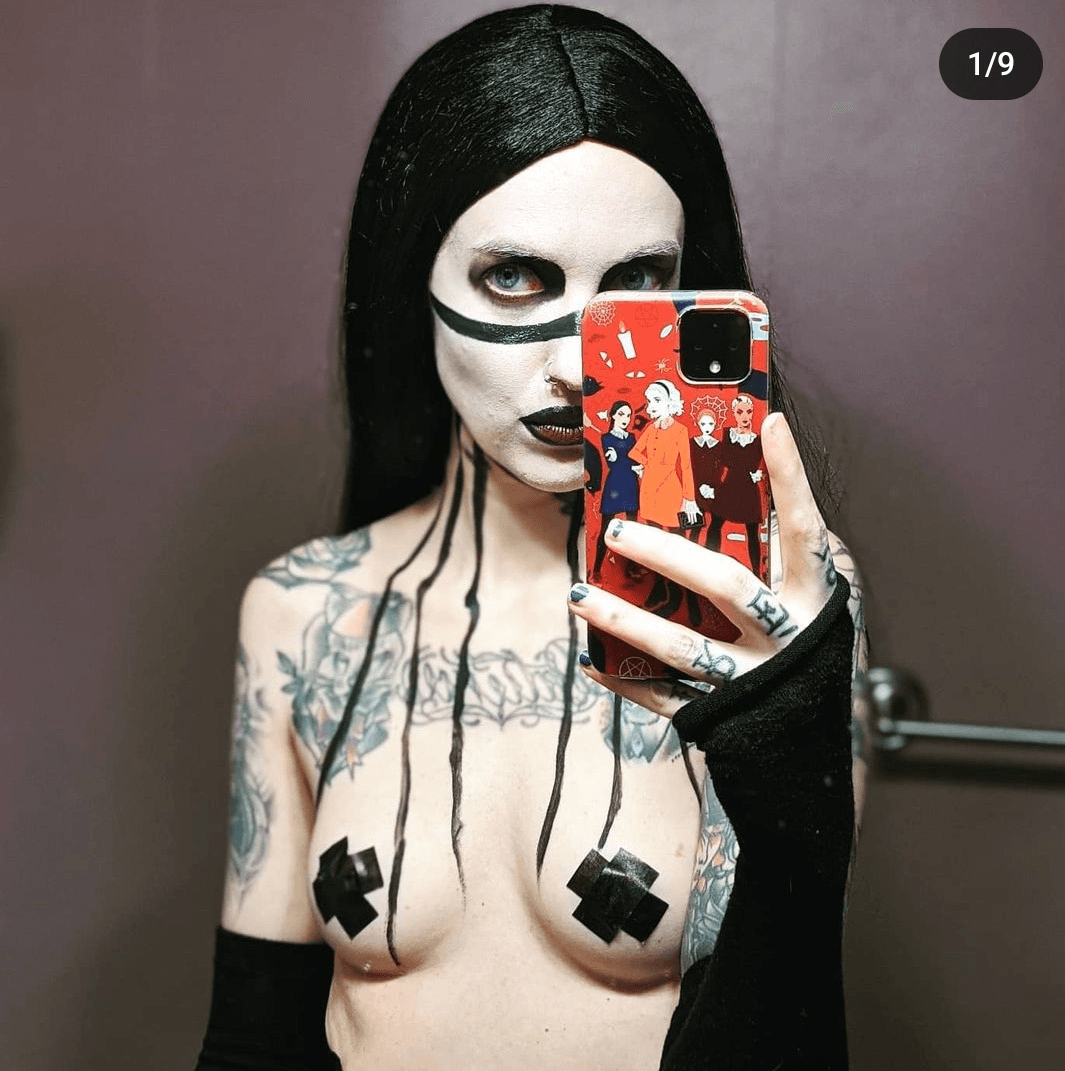 Sexy little meth addict Goth Whore with a cute little ass.?