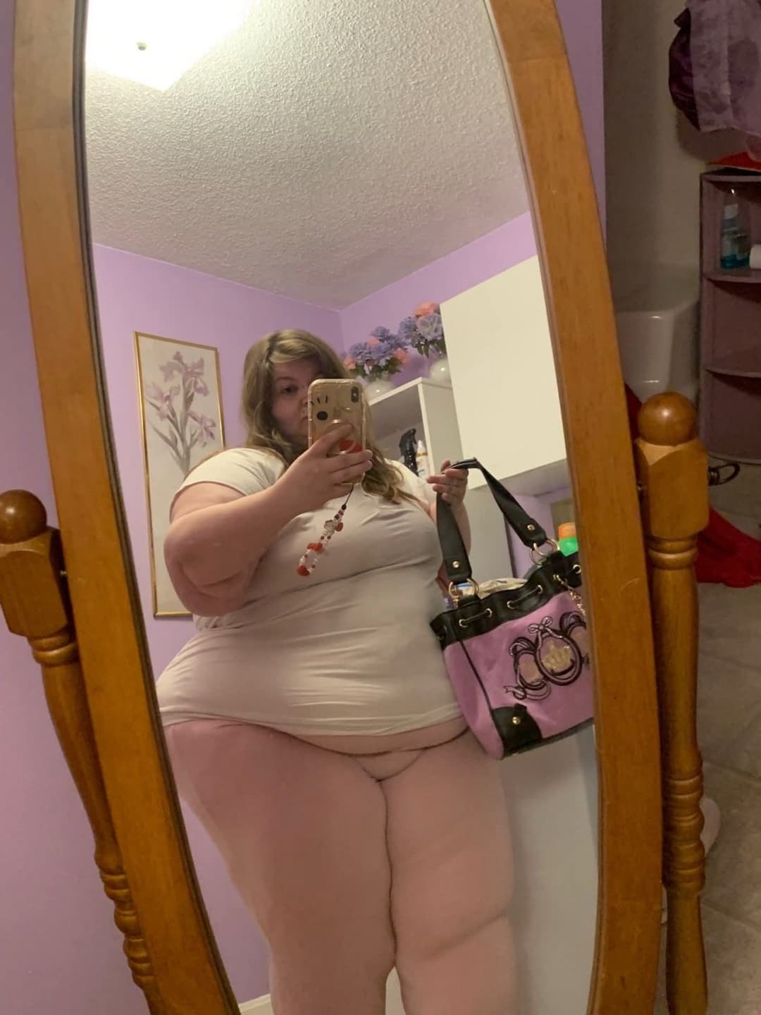 MASSIVE HUGE PAWG SSBBW BBW HUGE THICK BIG ASS GOONER MATERIAL