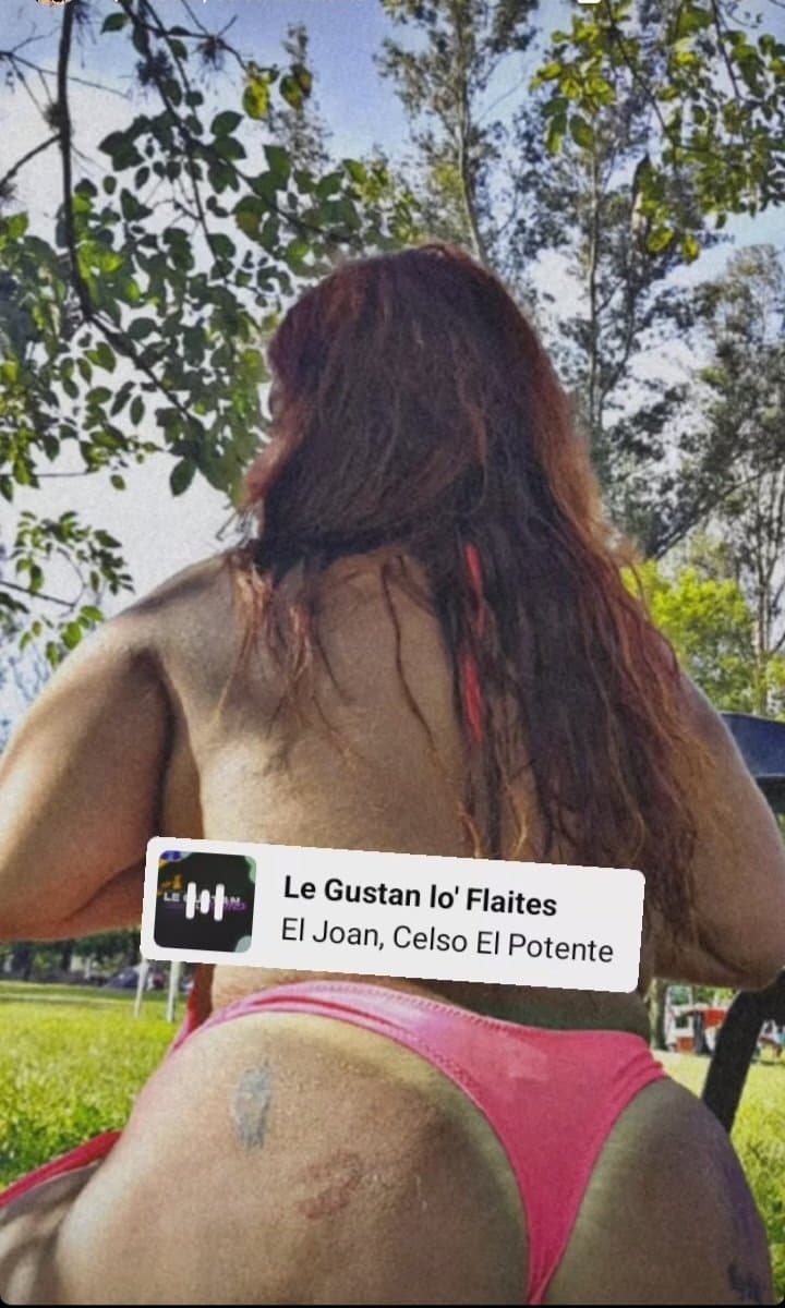 Gordi buena con cara angelical y con tremenda cola