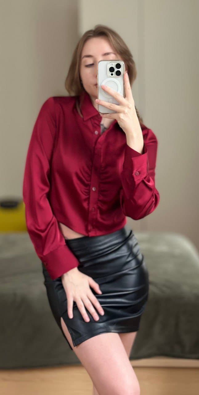 Classy college teen girl alone in bed