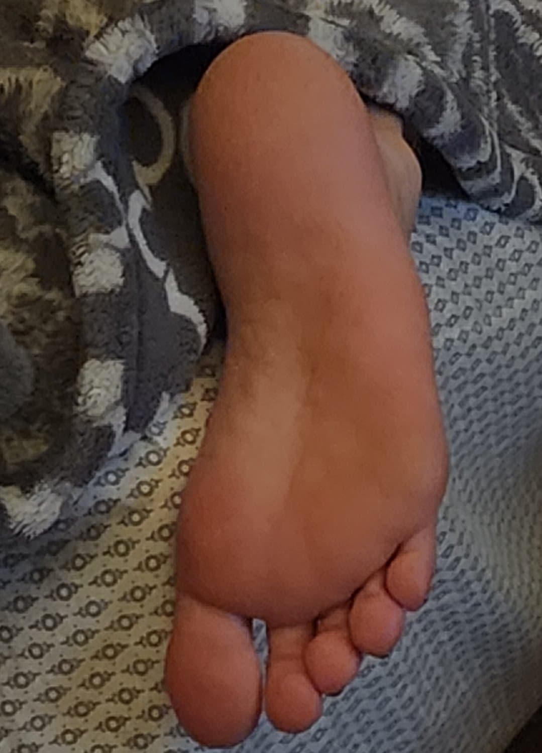 Kalamazoo Michigan slut wife Melanie 42yo tied up fucking her dildo ass pussy feet soles asshole