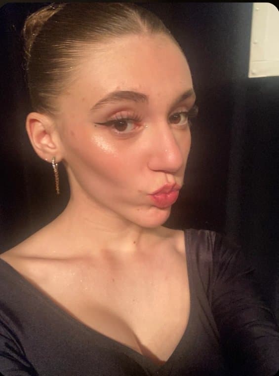 Exposing my tight slut of a roomate