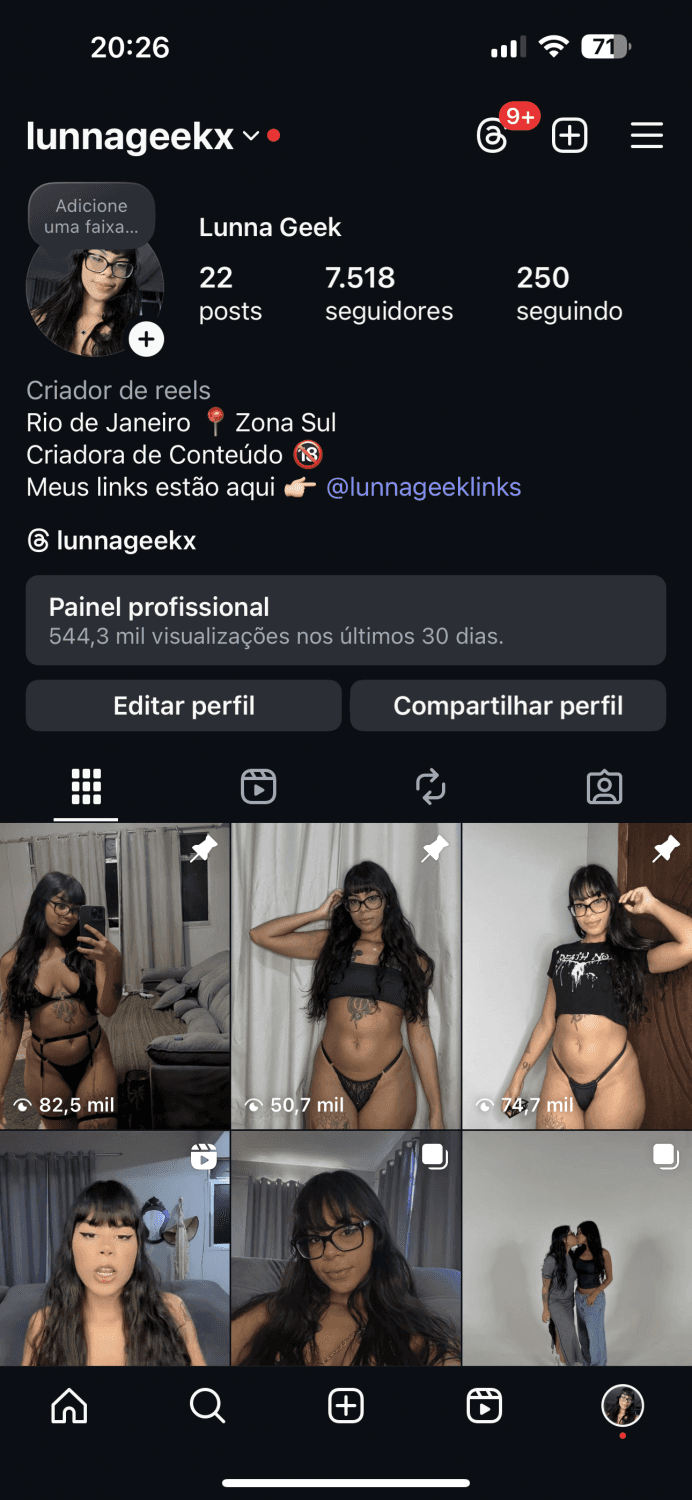 Lunna Geek, a nerd gostosa