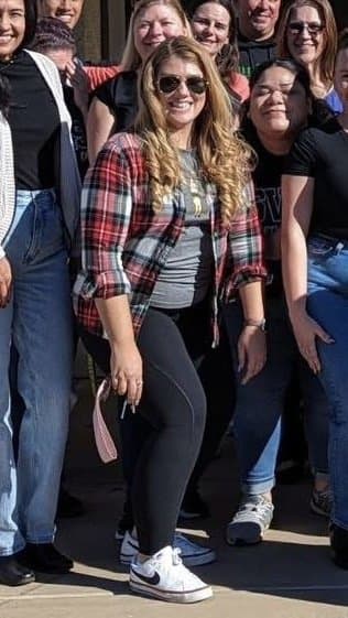 Sexy busty high school teacher Mandi Casillas Bolinger is so sexy and has perfect feet