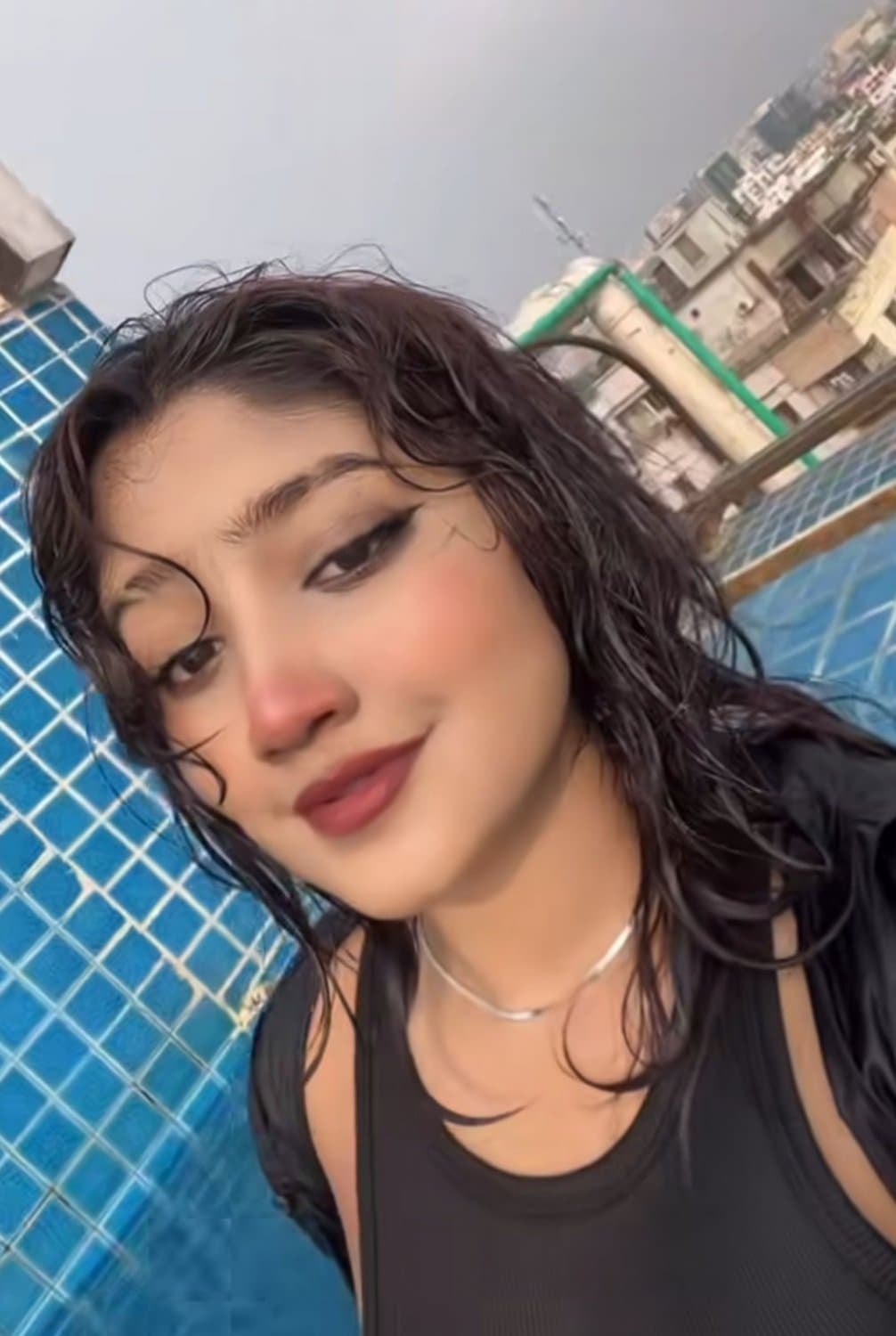 Desi Cheating muslim BBC slut got blacked raw brutally in Nigeria while bf pays her vacation