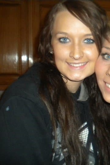 Two girls live out their dream of getting naked and making out with each other on the G G W bus