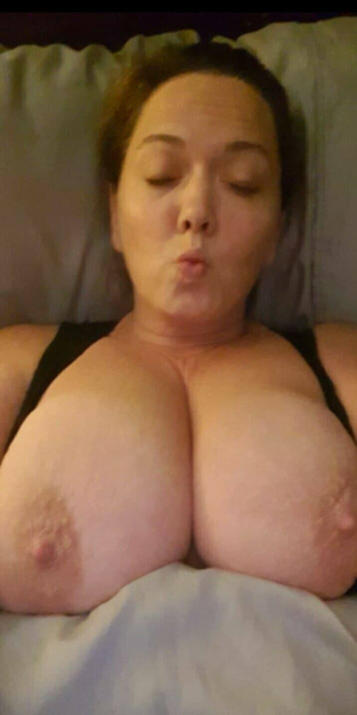 Big Tit Wendy Mature Sooner State Wife