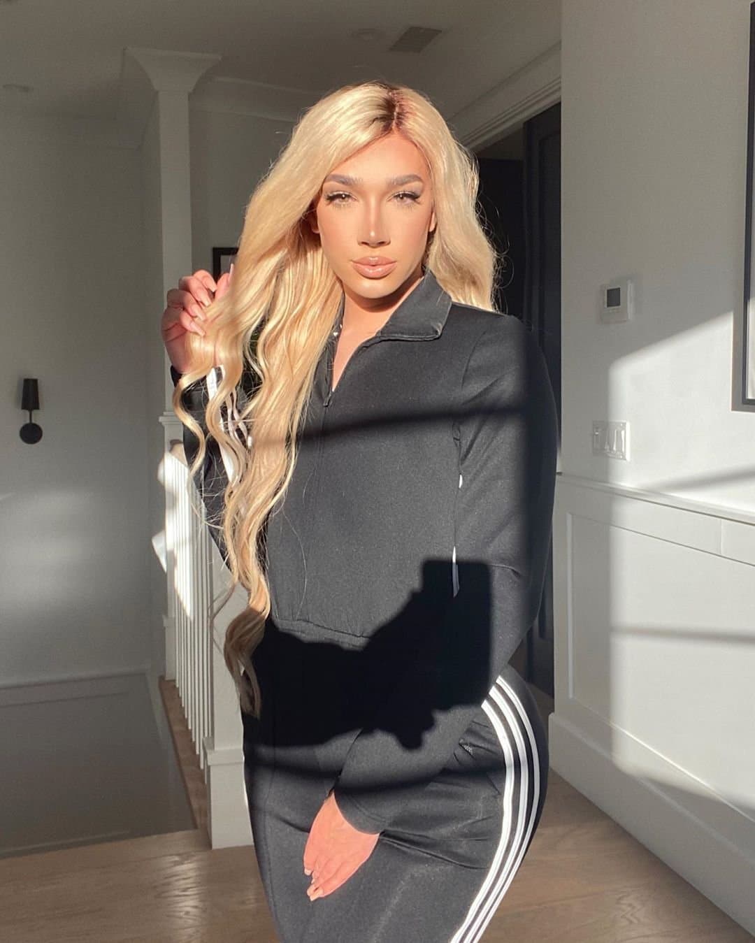 JAMES CHARLES ?? BEAUTIFUL GAYBOY ??????