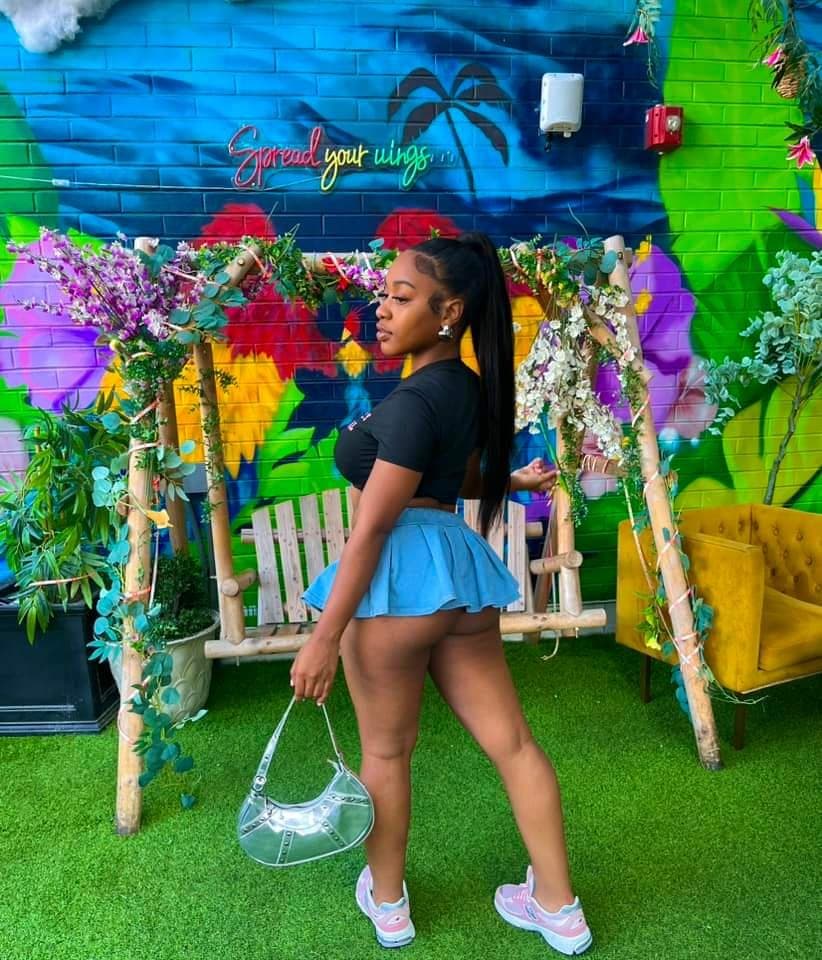 Biggest ebony titties