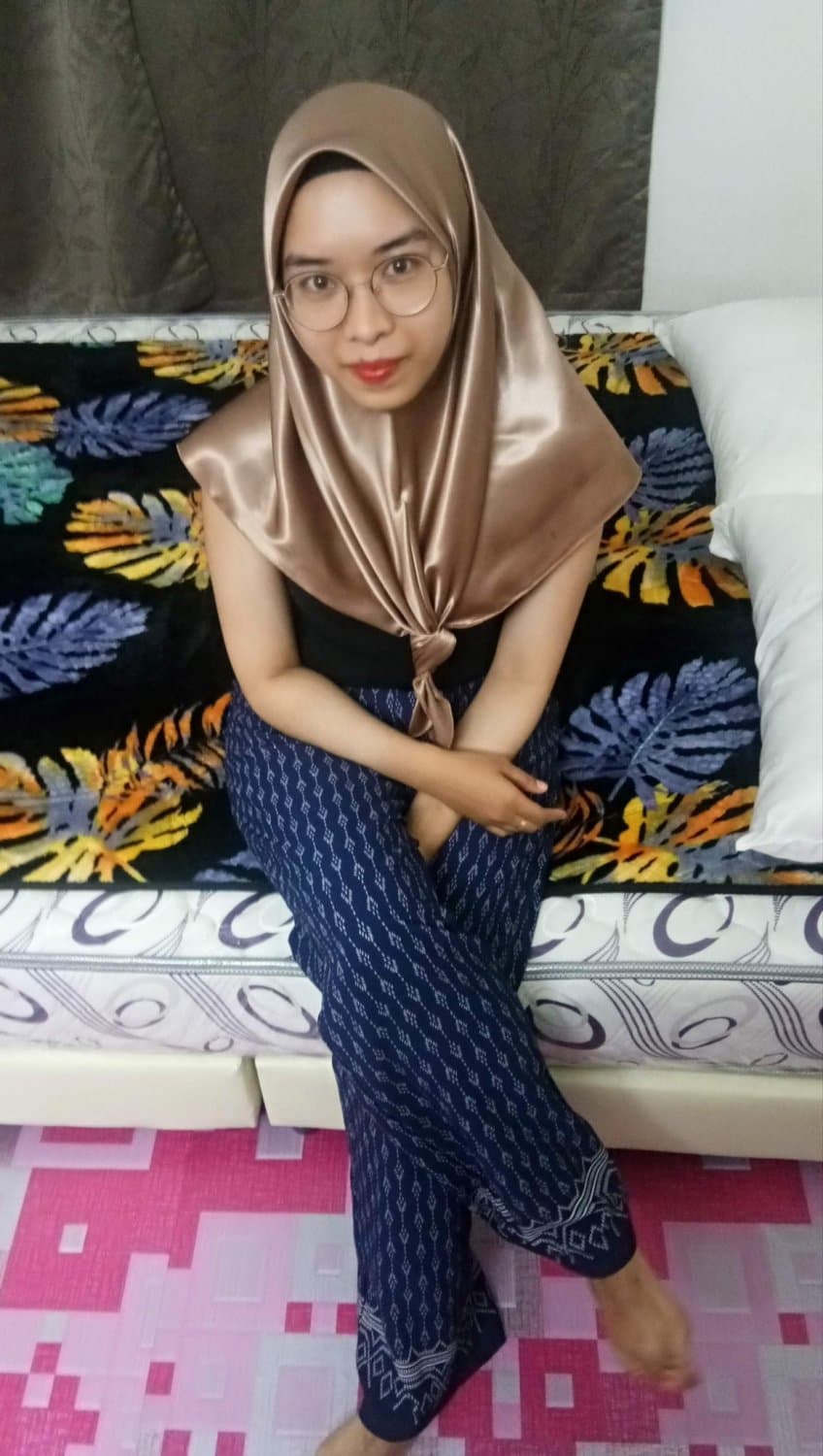 Bini orang curang jual badan time suami keja