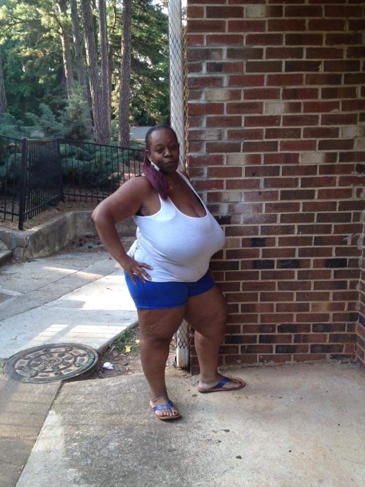 Click to view full size Jumbo Titty Ebony Bbw Milf That Only Bring That Project Pussy To The Table I Would Not Pull Out 58