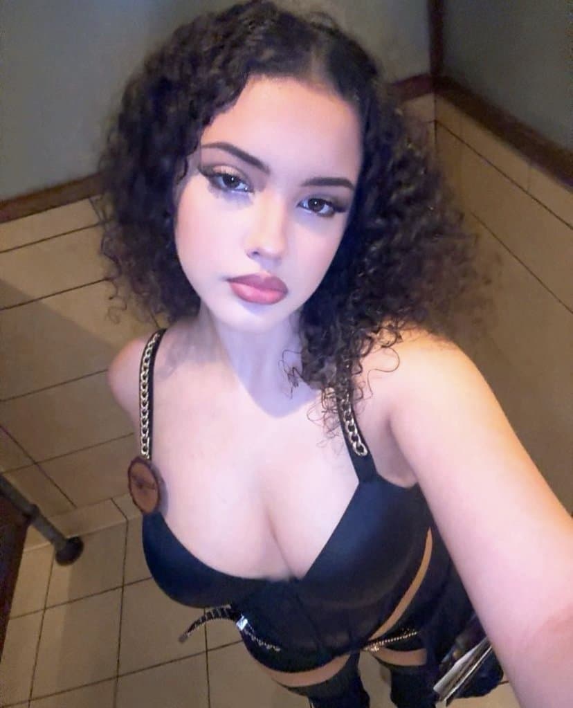 Anastacia twin peaks slut