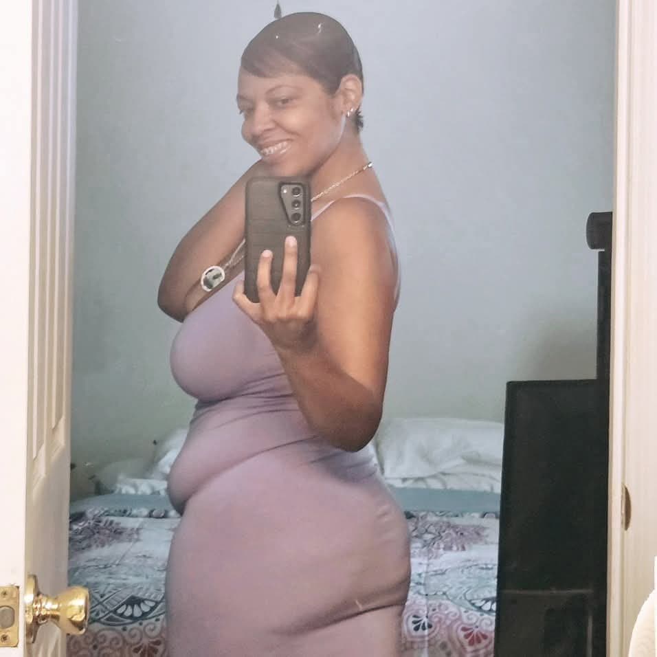 Click to view full size Redbone ebony auntie that got the if We go to the hotel we FUCKIN video & I would not pull out 134