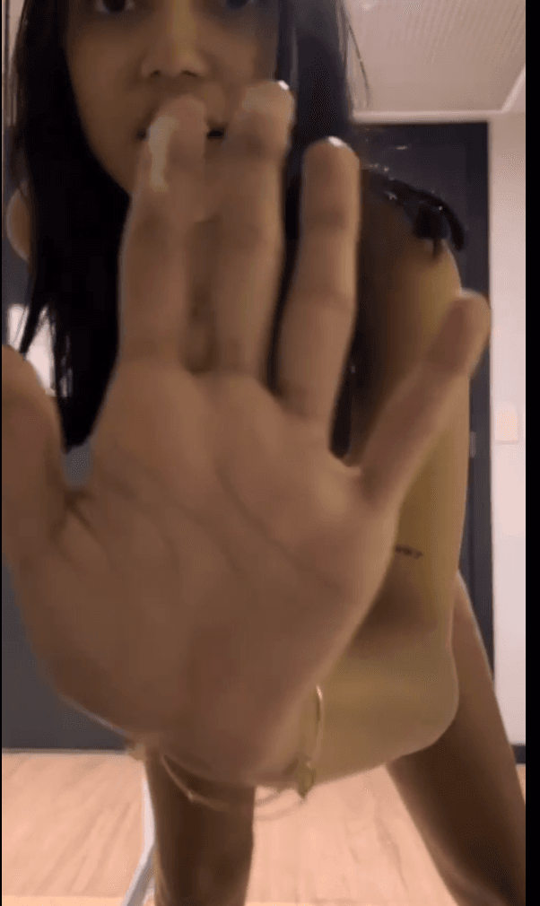 Indian girl fucks random guy and gets creampied