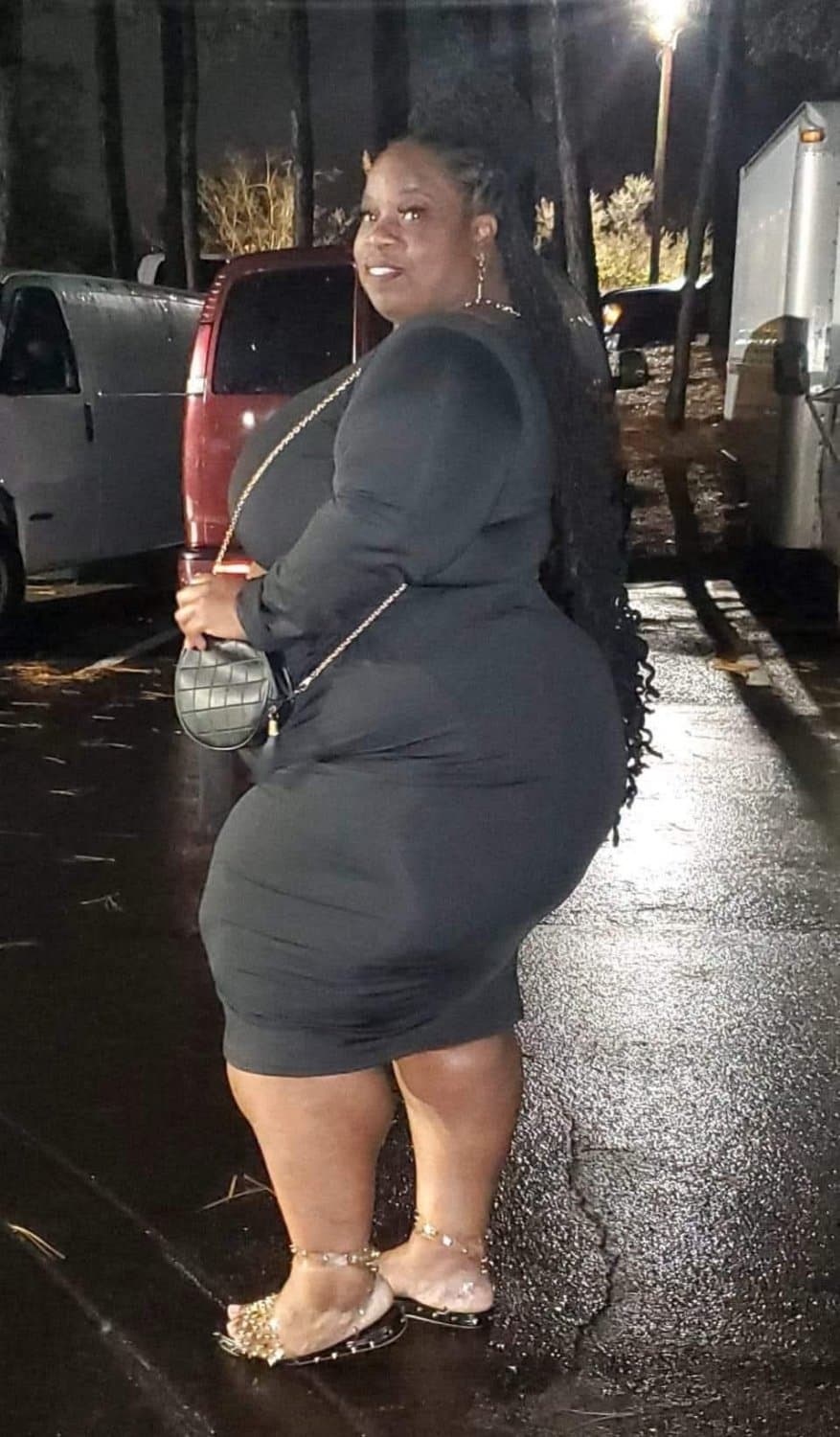 Big booty man hating feminist that I would ruff fuck in her ass & I would not pull out 137