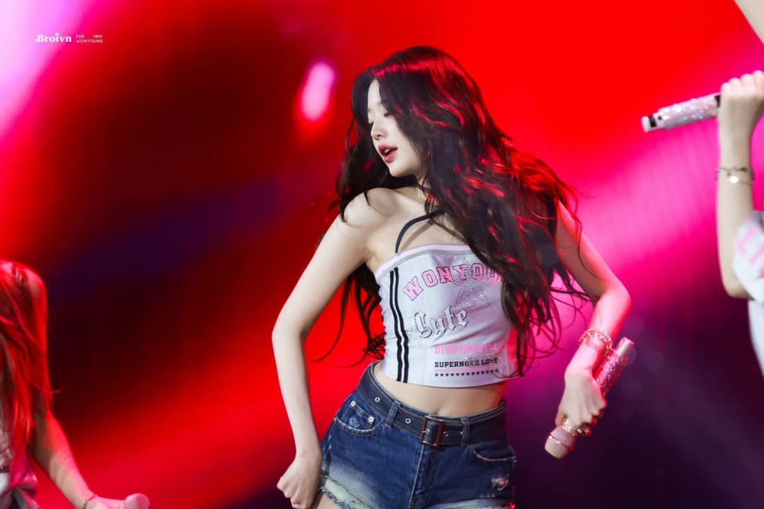 Wonyoung (IVE) Since mega album is full (Part 2 at some point??) KPOP