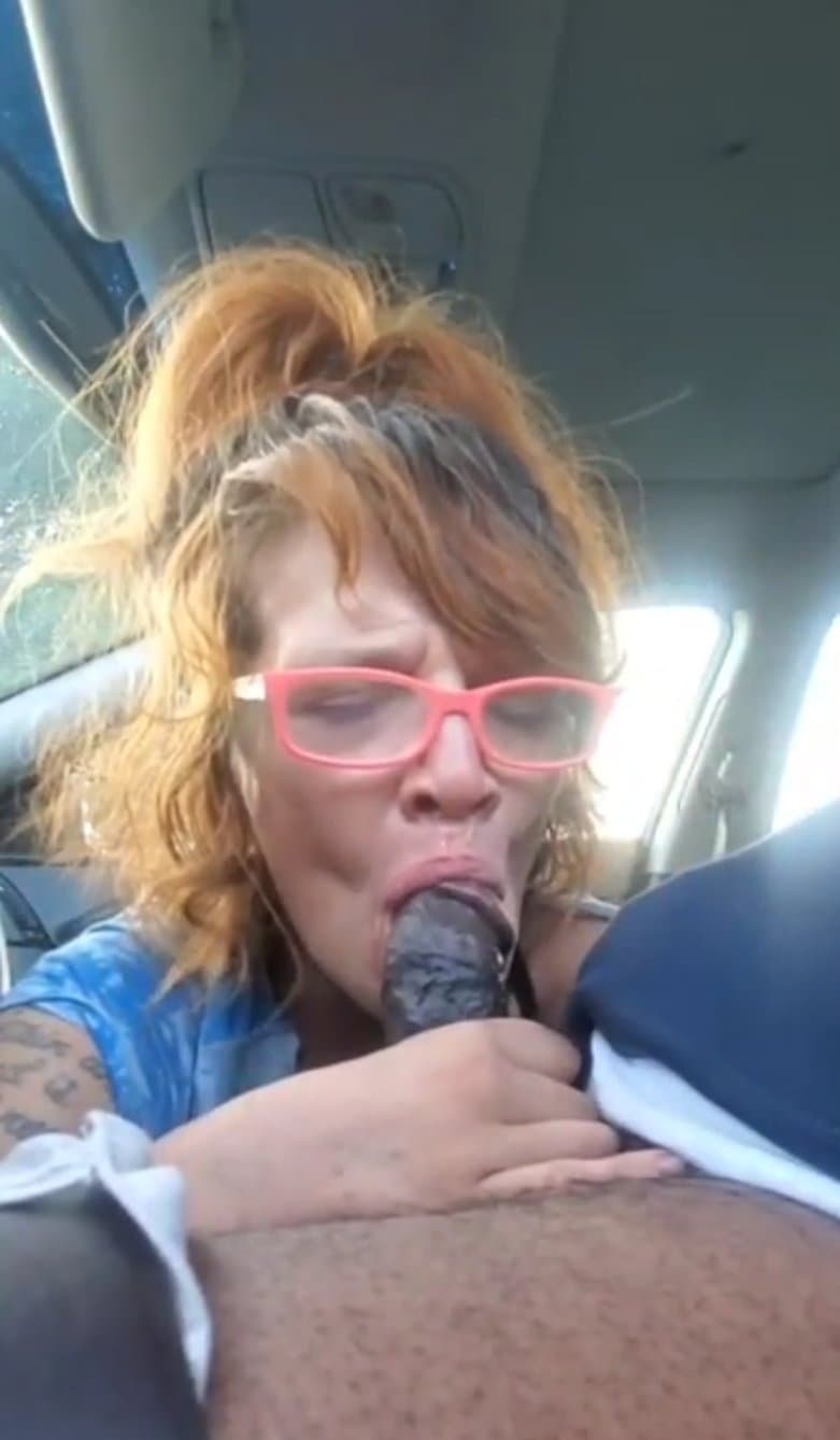 Baltimore redhead sucks a black dick to get a crack hit