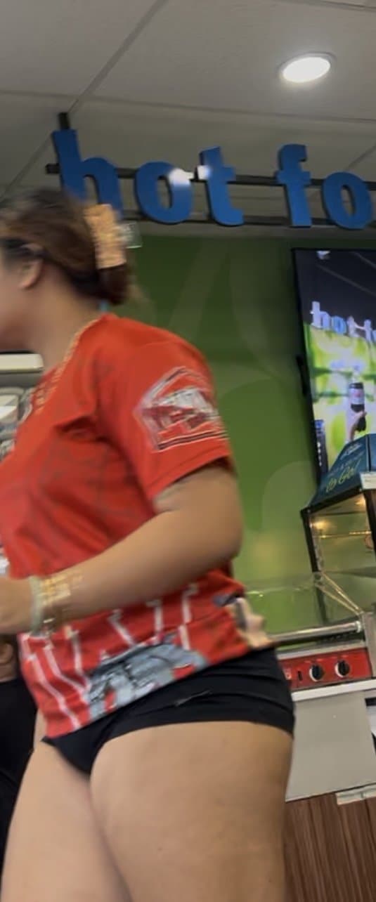 Thick Asian in short tights. Has fat pussy print and thick ass. Not OC