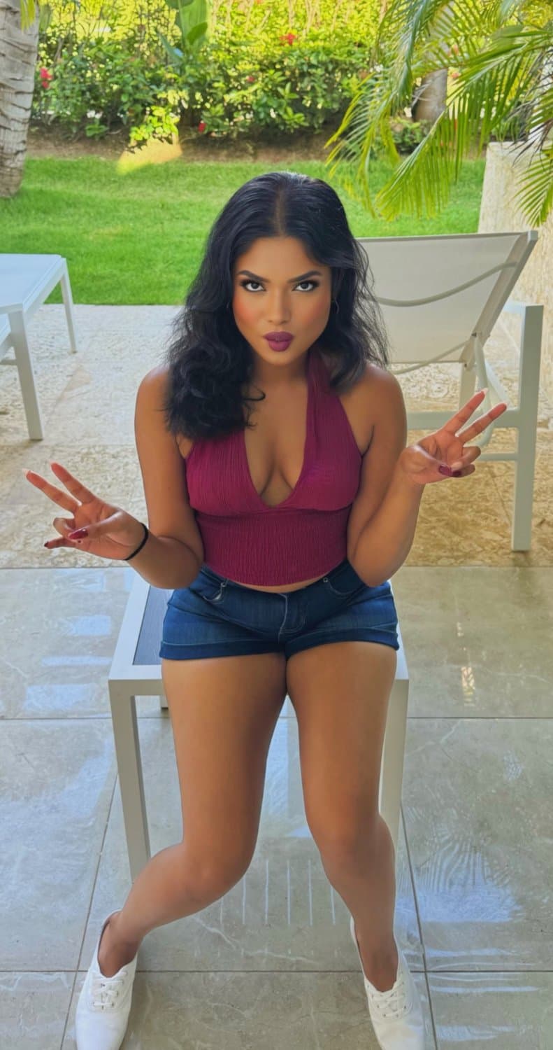 Teasing her tits on vacation