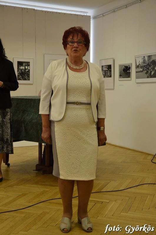 Hungarian Granny Maria want to suck that young cock