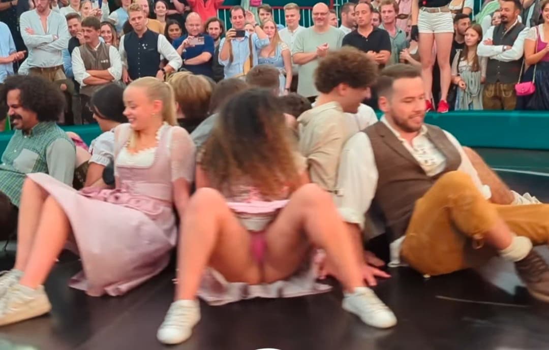 Click to view full size Devils Wheel Upskirts Pt. 2